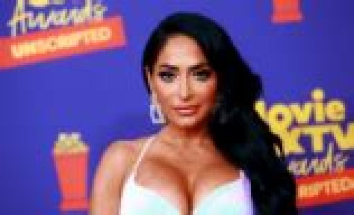 
Is Jersey Shore Angelina Pregnant? Who is Angelina Pivarnick? 