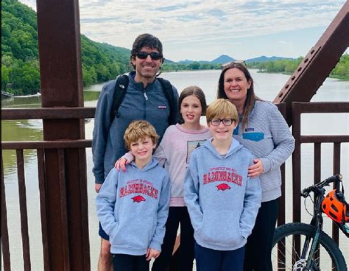 Is Sarah Huckabee Sanders Pregnant? Facts And Rumors About Her Pregnancy