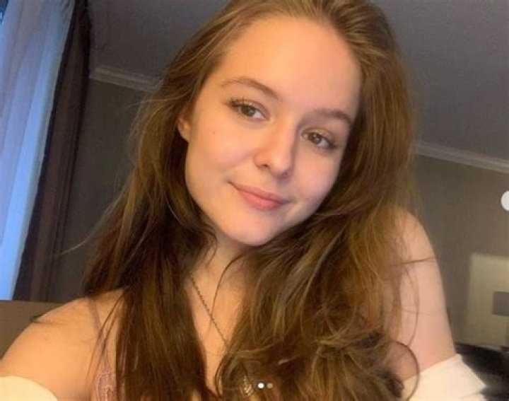 Izabela Vidovic Net Worth