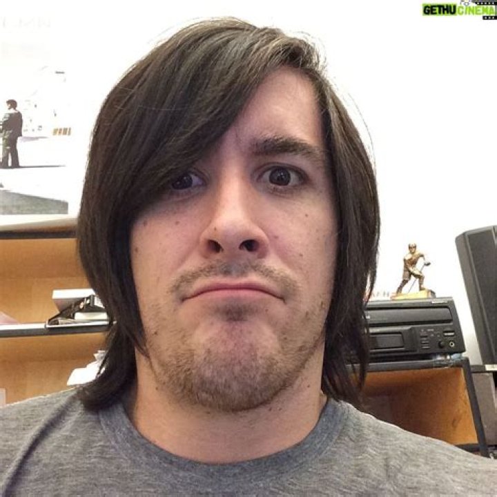 J.G. Quintel Net Worth, Earnings, Married, Wife, Facts, Wiki-Bio