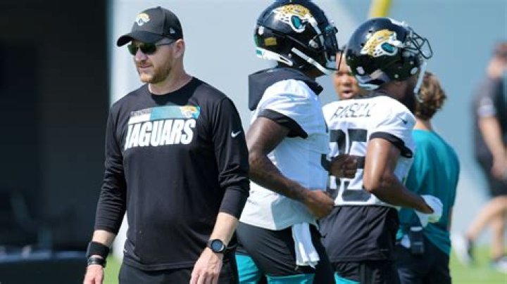 Jaguars: Darrell Bevell Wife Tammy Bevell Age Difference – Salary & Net Worth