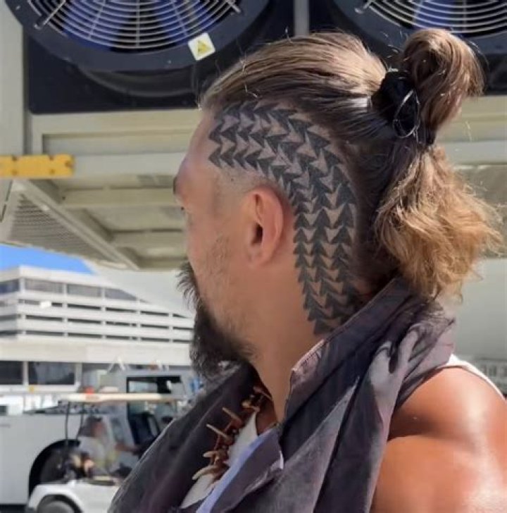 
Jason Momoa Reveals New Head Tattoo After Shaving Off His Long Hair 