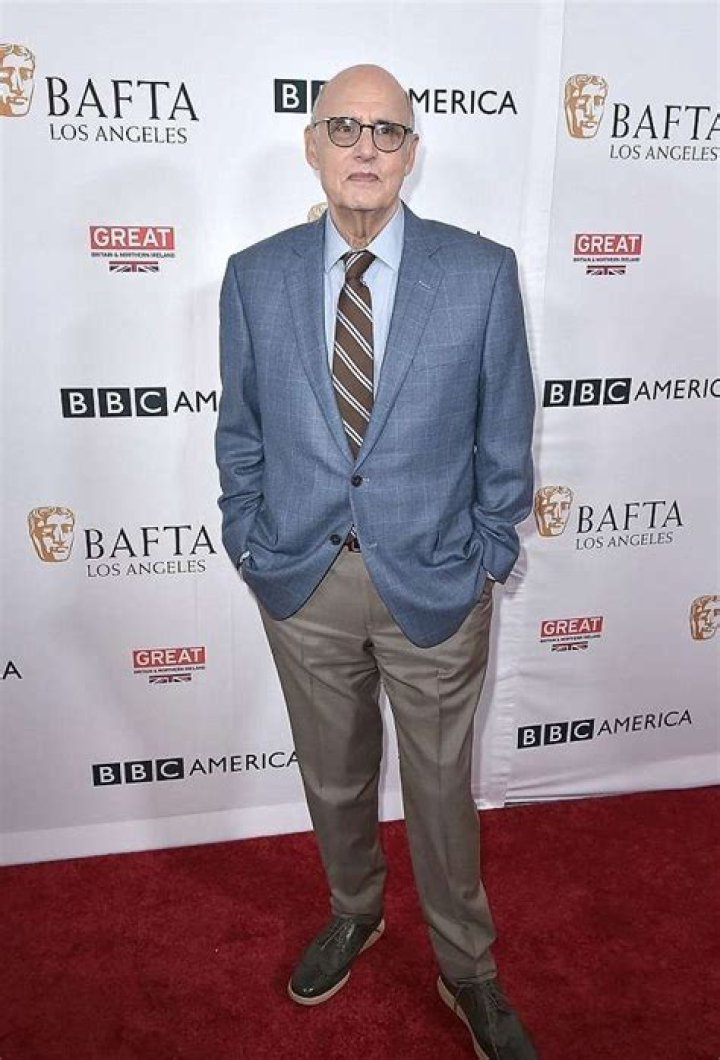 Jeffrey Tambor Height, Weight, Net Worth, Age, Birthday, Wikipedia, Who, Instagram, Biography