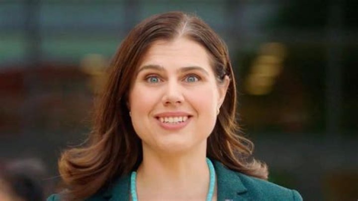 Jena Griswold Colorado Bio, Age, Family, Height, Husband, Salary, Net Worth and Secretary of State