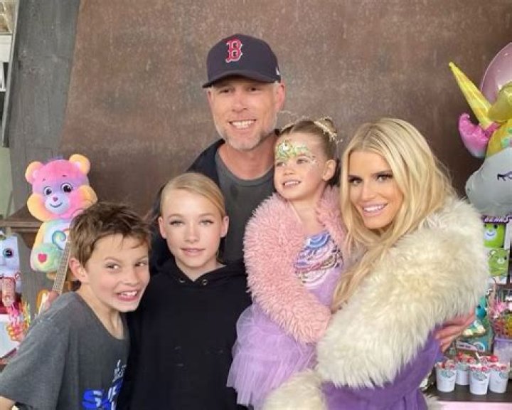 Jessica Mendoza Children: How many kids does Jessica Mendoza have?