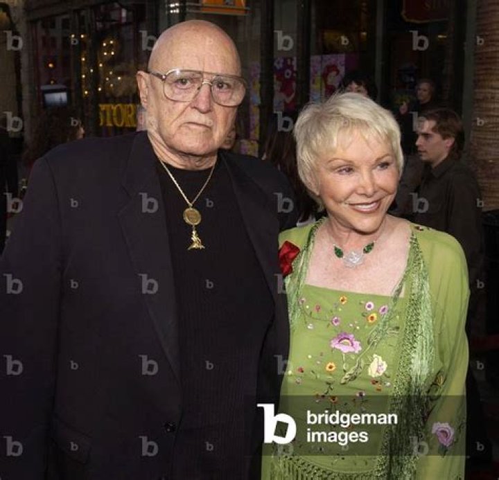 Joan Benedict Steiger Net Worth