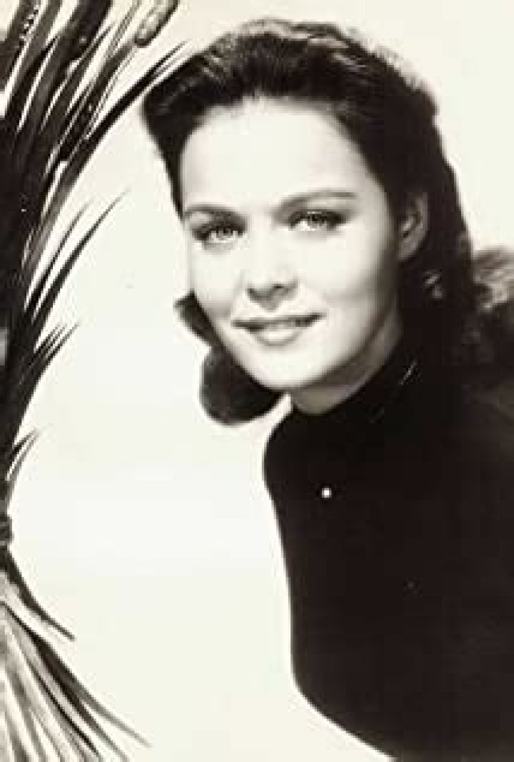 Joan Blackman Net Worth