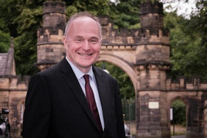 John Grogan Net Worth