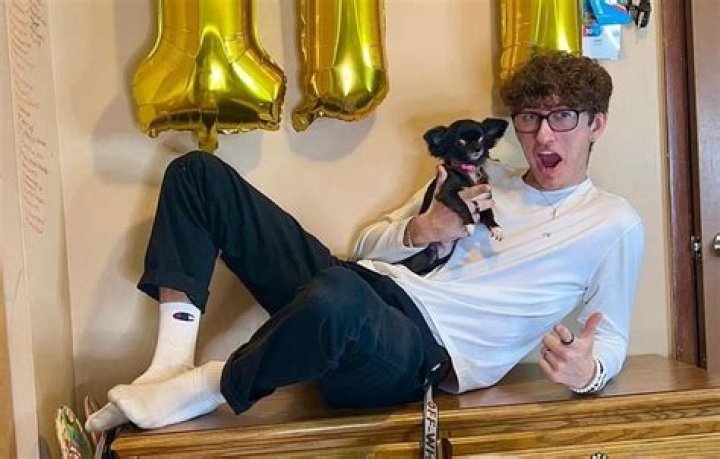 
Josh Jolly Height, Weight, Net Worth, Age, Birthday, Wikipedia, Who, Nationality, Biography 