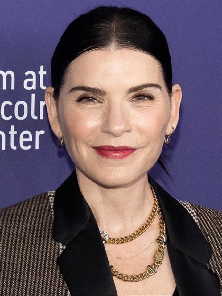 Julianna Margulies Height, Weight, Measurements, Bra Size, Shoe Size