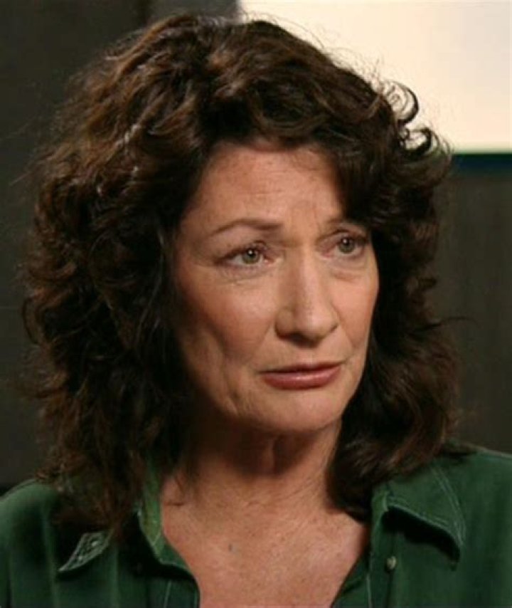 Kris McQuade Net Worth