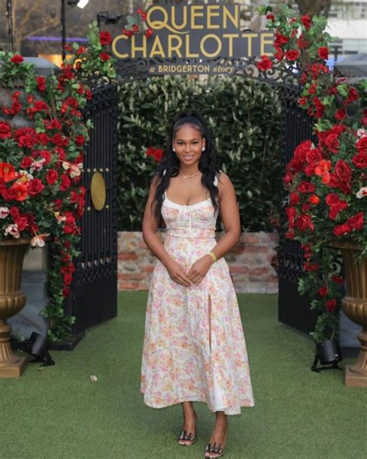 Laurel Stucky Age, Birthday, Height, Married, Boyfriend, Instagram, Net Worth, Wiki, Biography, Family