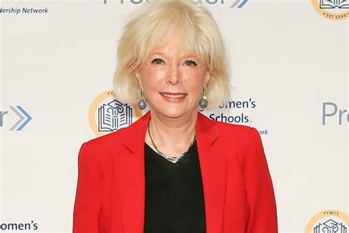 Lesley Stahl Net Worth