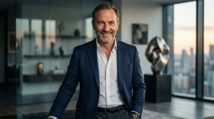 Leslie Gaydos Net Worth, Income, Salary, Earnings, Biography