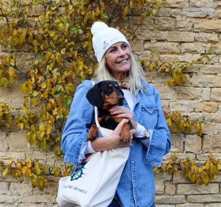 Lisa Hogan Height, Weight, Net Worth, Age, Birthday, Wikipedia, Who, Instagram, Biography