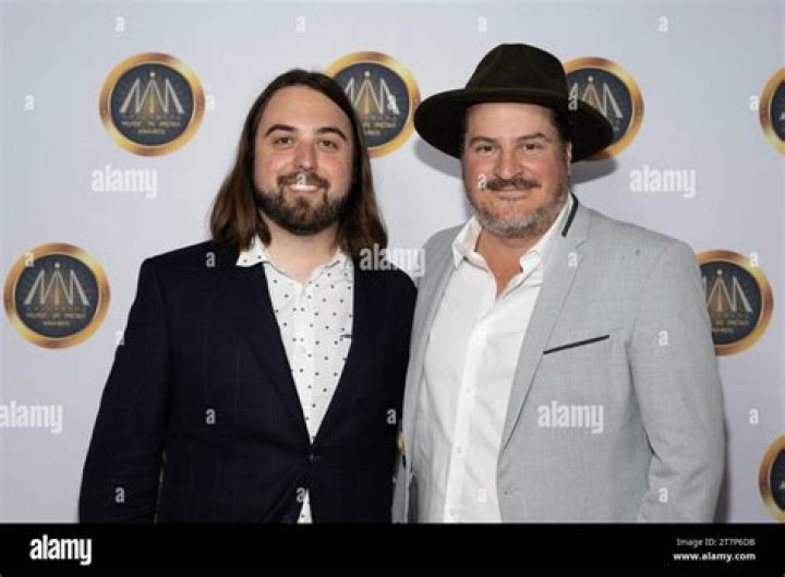 Logan Stahley Net Worth