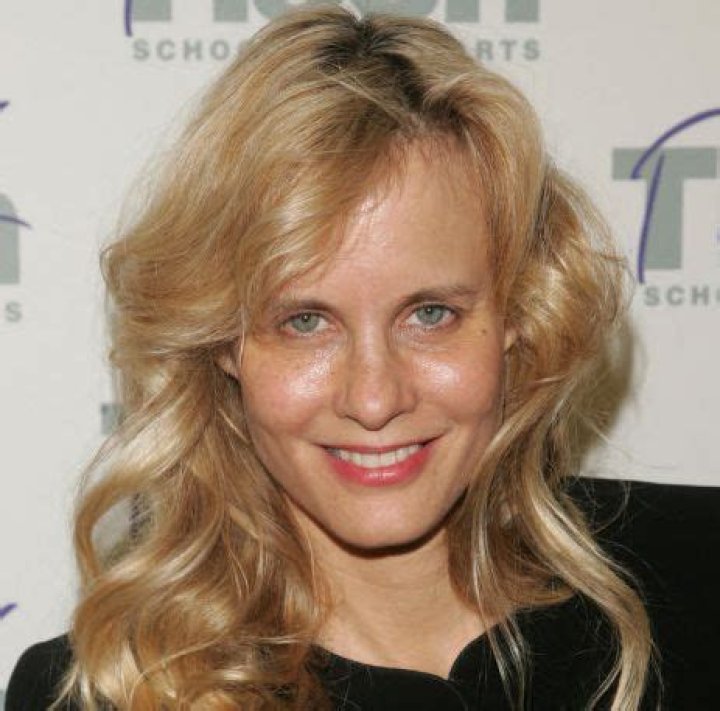 Lori Singer Height, Weight, Measurements, Bra Size, Shoe Size