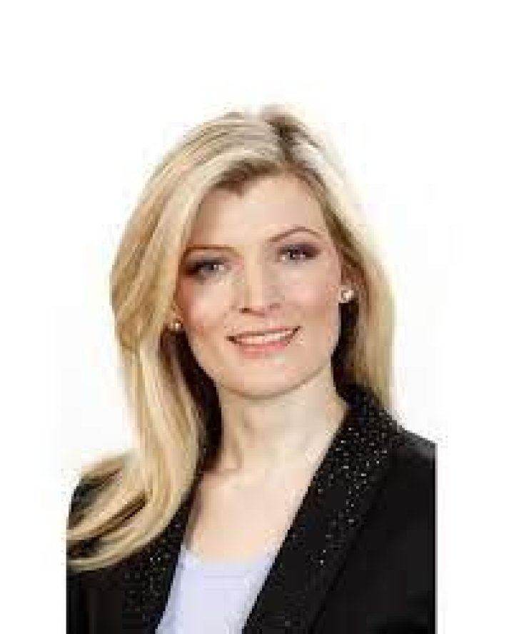 Louisa Bojesen Biography, Age, Husband, Education, CNBC, Networth