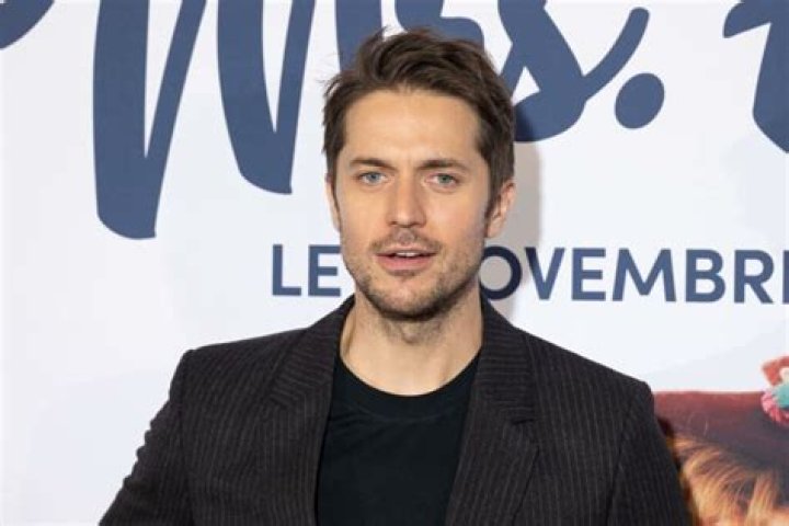 Lucas Bravo Bio, Wiki, Age, Height, Weight, Net Worth