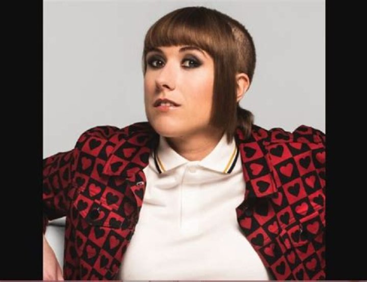 
Maisie Adam Parents Phillip And Jill Adam, Siblings And Ethnicity 