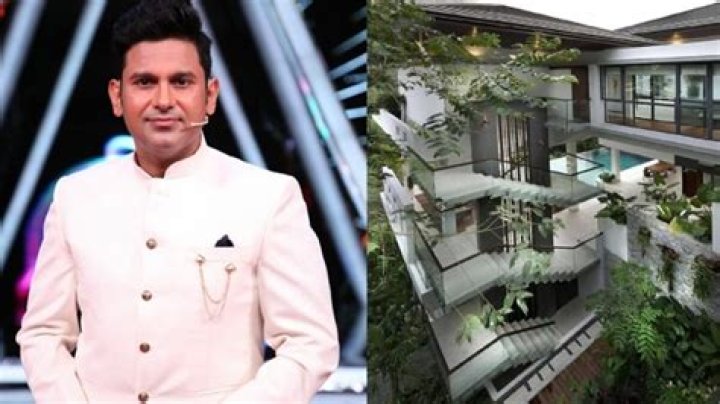 Manoj Muntashir Net Worth