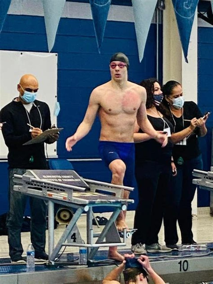 Marcus Papanikolaou, High School Swimmer, Killed in Crash