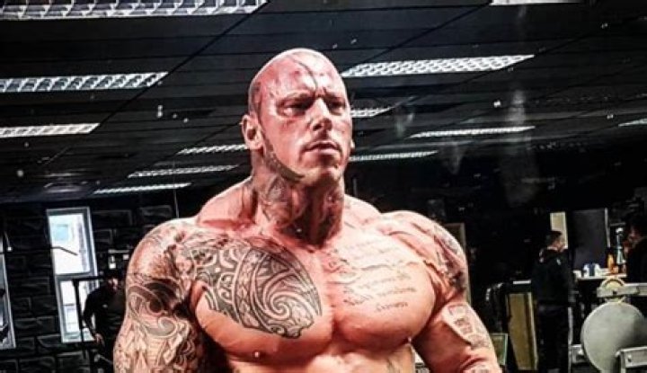 Martyn Ford Height, Weight, Body Measurements, Shoe Size
