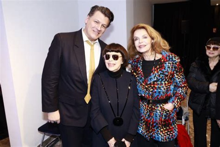 Mireille Mathieu Net Worth