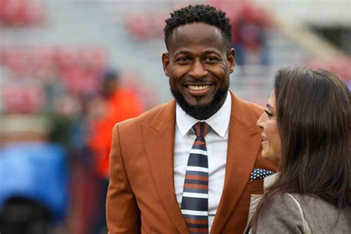 New Auburn Football Coach Carnell Williams Wife Evan Christina Williams Is 39