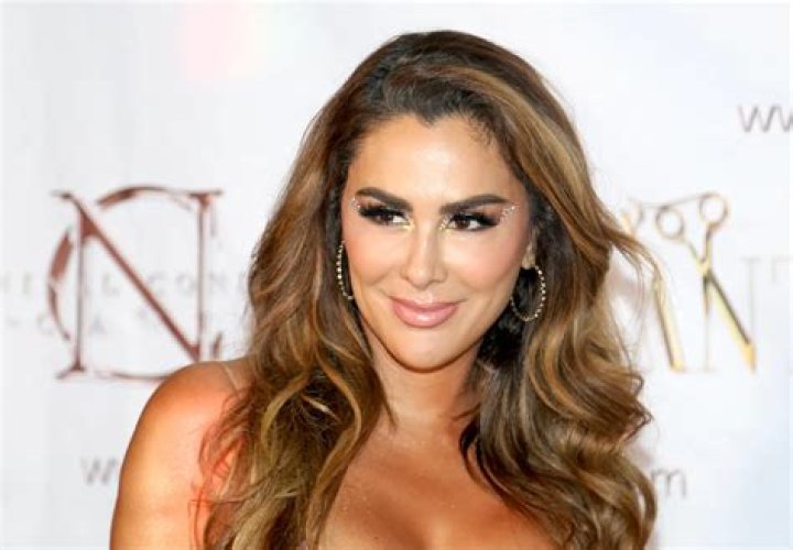 Ninel Conde Height, Weight, Net Worth, Age, Birthday, Wikipedia, Who, Nationality, Biography