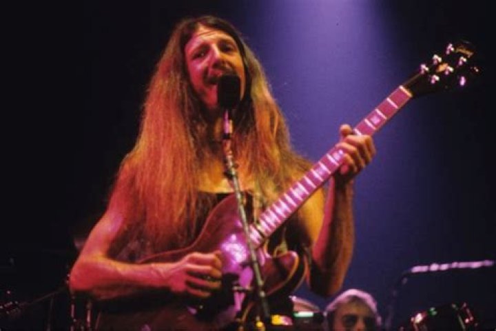 Pat Simmons (voice actor)