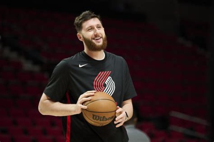 Portland Trail Blazers Jusuf Nurkic Got His Nickname The Bosnian Beast Based On Father Hariz Nurkic Heroic Story