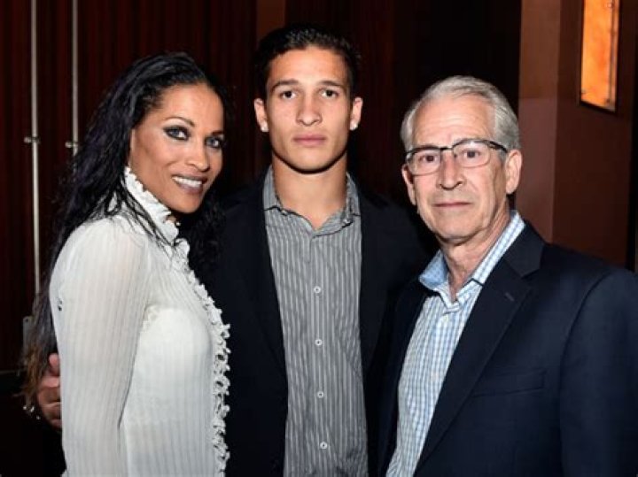 Rasheda Ali Age Wikipedia, Biography , Net Worth, Married, Husband, Son, Height