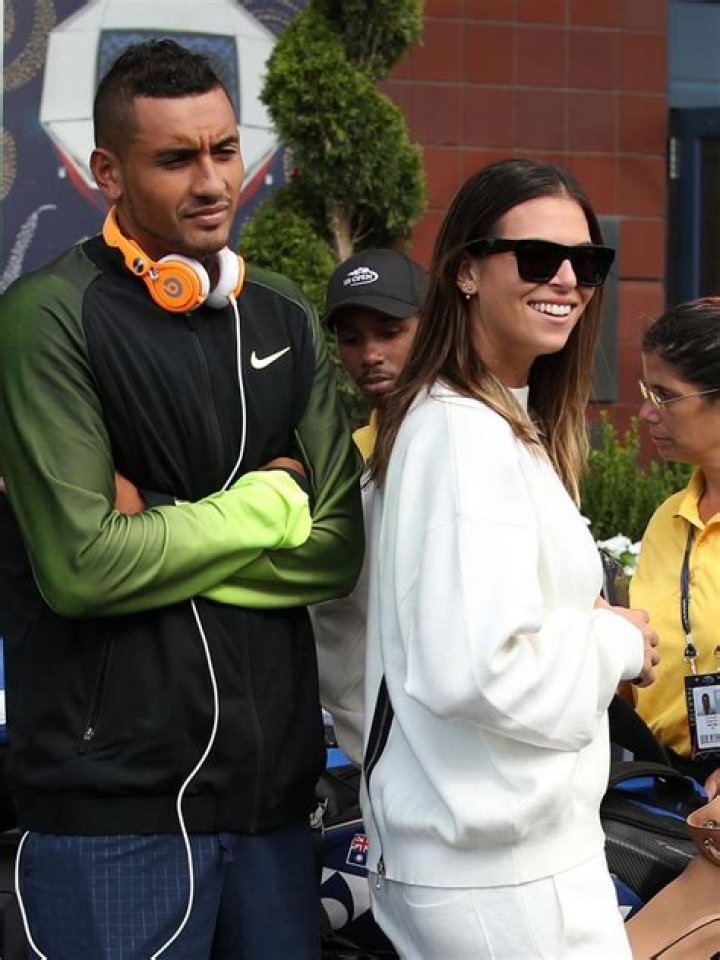 Ratko Tomljanović (Handball player): Who is Ajla Tomljanović’s father?