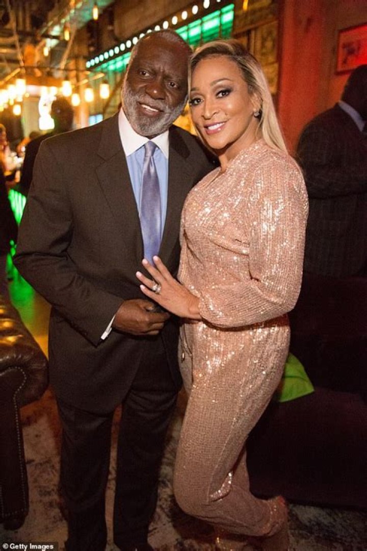 Rayvin Huger: Karen Huger’s Daughter Bio, Wiki, Age, Height, Family, Boyfriend and Net Worth.