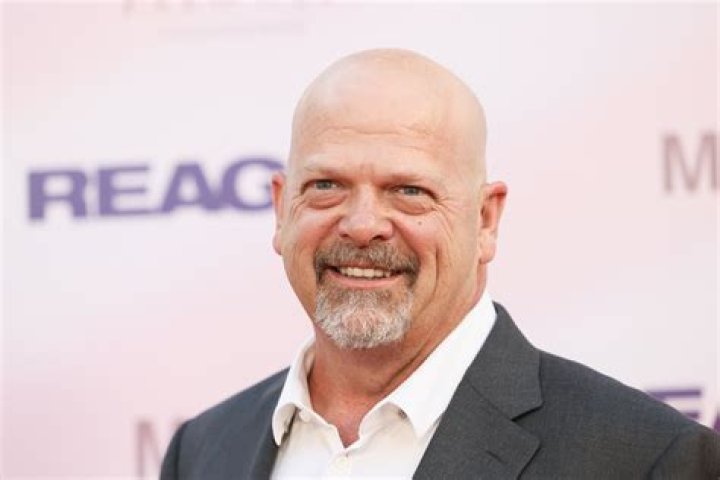 Rick Harrison’s Bio, Height, Weight, Measurements, Dating History, Net Worth, Age & More