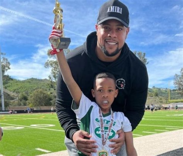 Rodger Saffold Age, Wiki, Biography, Wife, Children, Salary, Net Worth, Parents