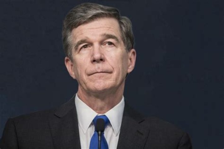 Roy Cooper (Governor of North Carolina) Salary, Net Worth, Bio, Wiki, Age, Wife, Children, Career, Facts
