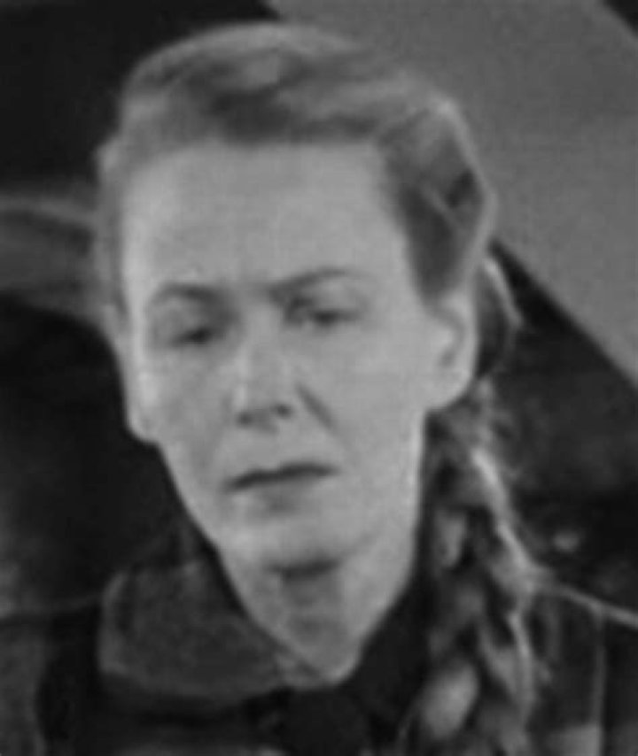 Sally Creighton Net Worth