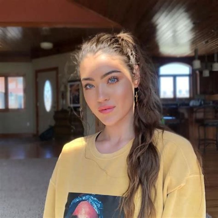 
Samantha Gannon Height, Weight, Net Worth, Age, Birthday, Wikipedia, Who, Instagram, Biography 