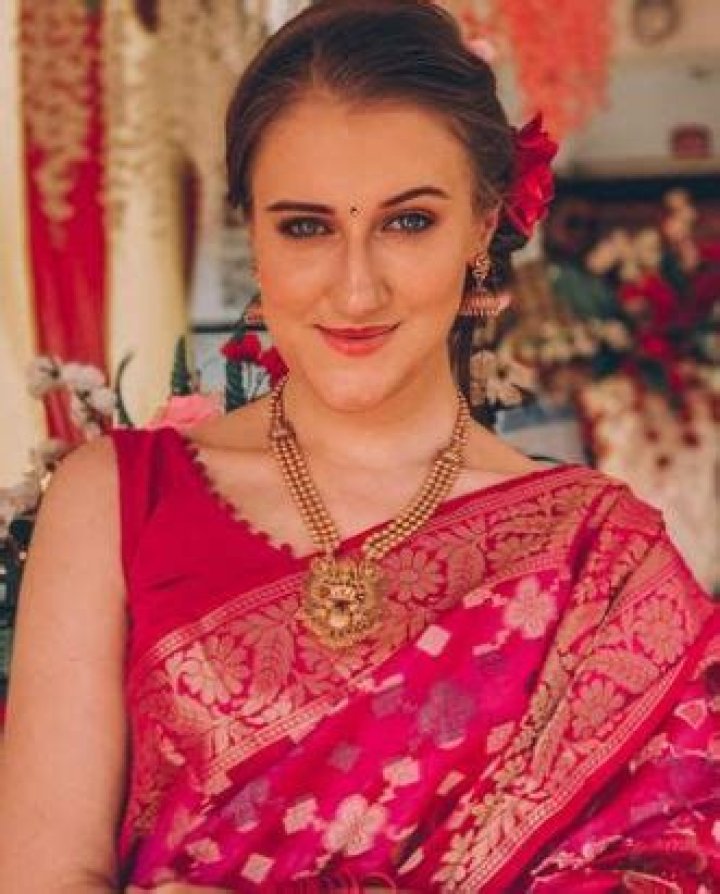 Sampada Vaze Weight, Net Worth, Age, Birthday, Wikipedia, Who, Instagram, Biography