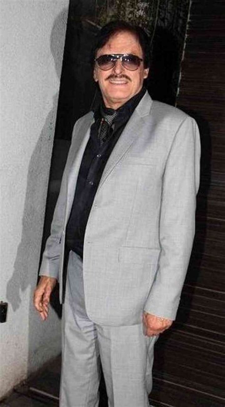 Sanjay Khan Net Worth