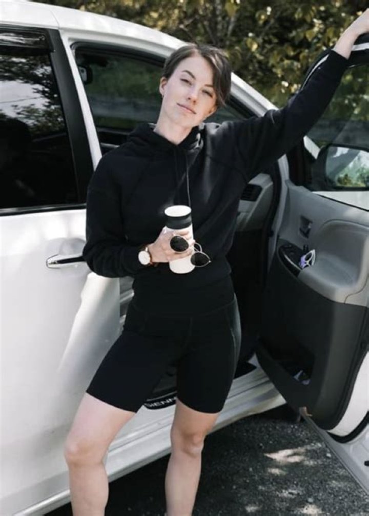 Sarah Therese Height, Weight, Net Worth, Age, Birthday, Wikipedia, Who, Nationality, Biography