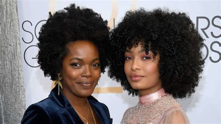 Sayeed Shahidi Bio, Wiki, Age, Height, Education, Wife, Family, Movies and Net Worth