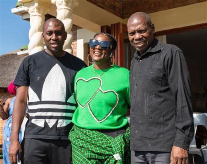 
Shauwn Mkhize Father: Is Dr Zweli Mkhize Her Father? 