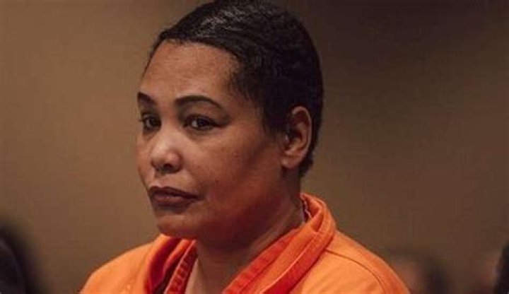 Sherra Wright Robinson Net Worth