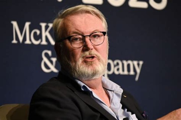 
Simon Longstaff Net Worth, Age, Birthday, Wikipedia, Who, Nationality, Biography 