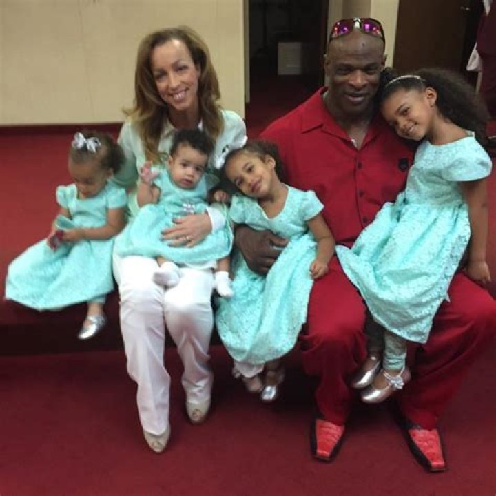 Simon Pegg Biography, Age, Family, Career Nick Frost And Net Worth.