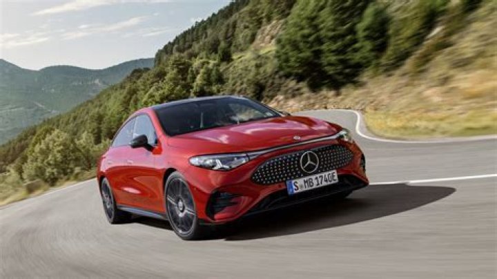 
Singer, Carter Efe Acquires Brand New Mercedes Benz 