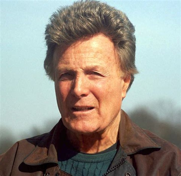 Steve Rowland (footballer)